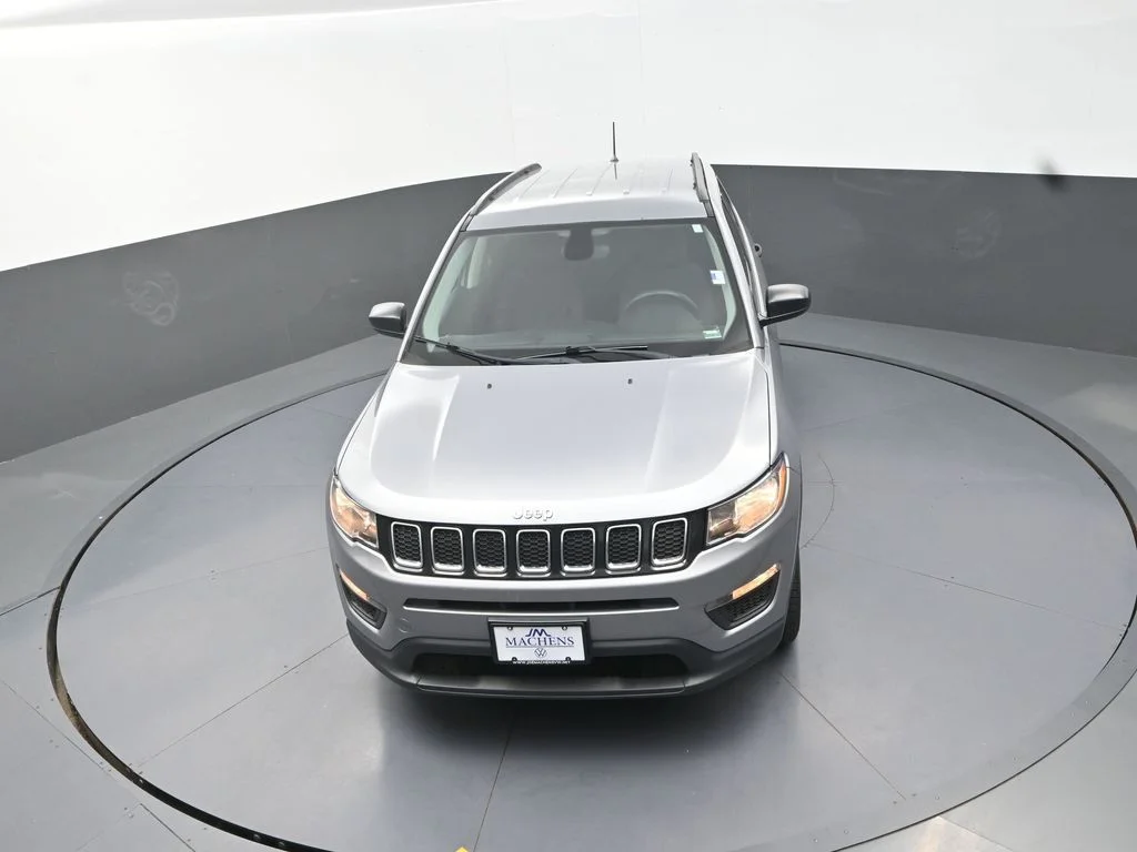 Used 2018 Silver Jeep Sport image 14