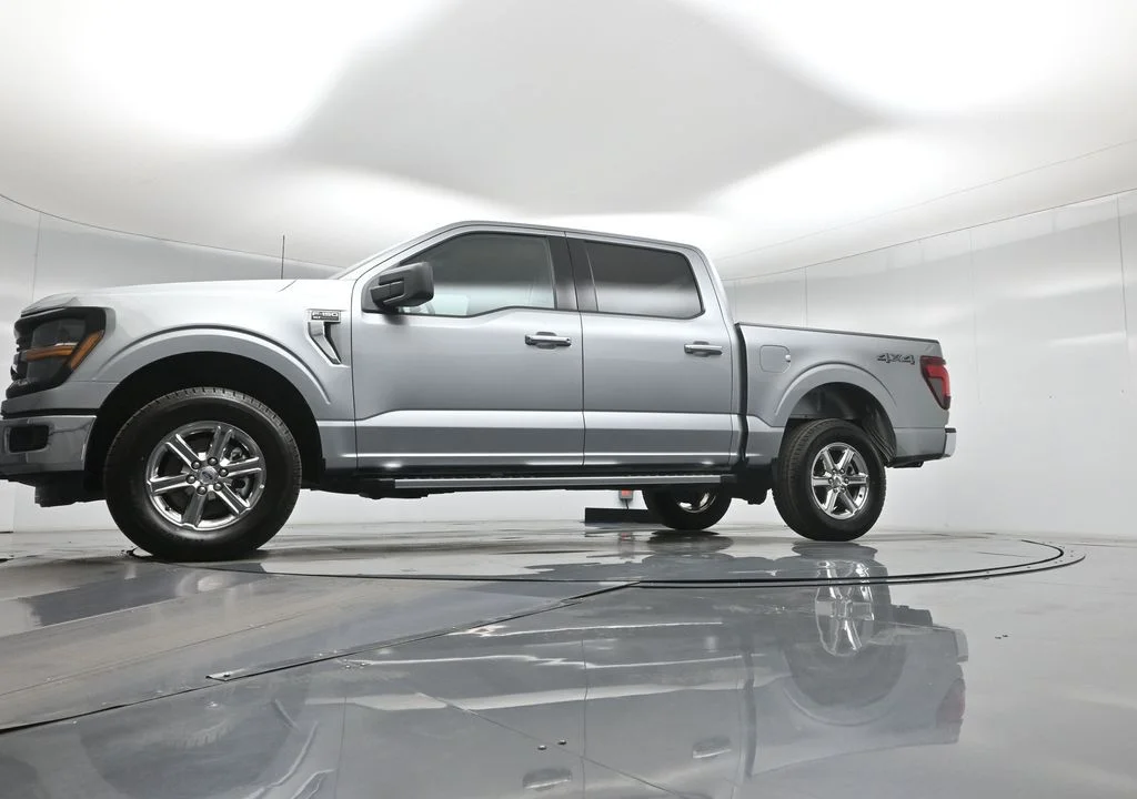 Certified Used 2025 Silver Ford XLT image 51