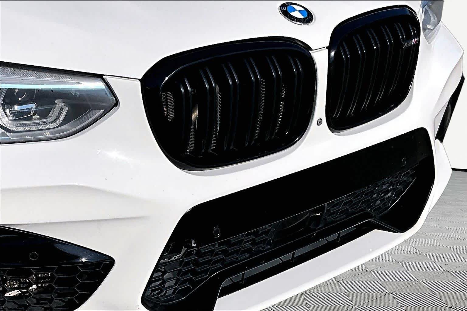 Used 2021 Alpine White BMW  image 29