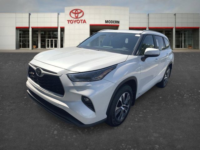 2025 Toyota Highlander Hybrid XLE