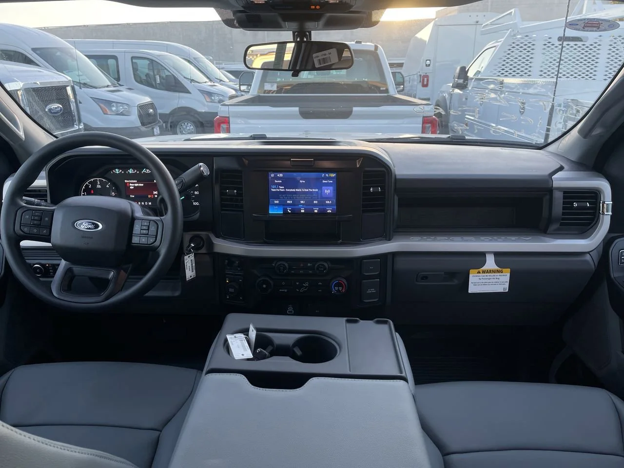 New 2026 Oxford White Ford XL image 12