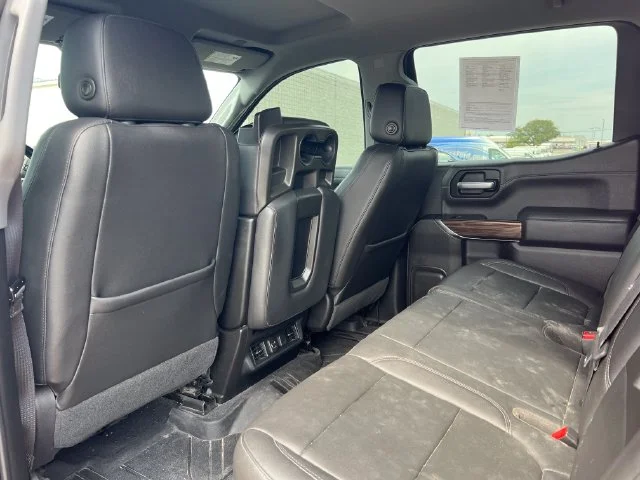 Used 2019 Red Chevrolet LT image 32