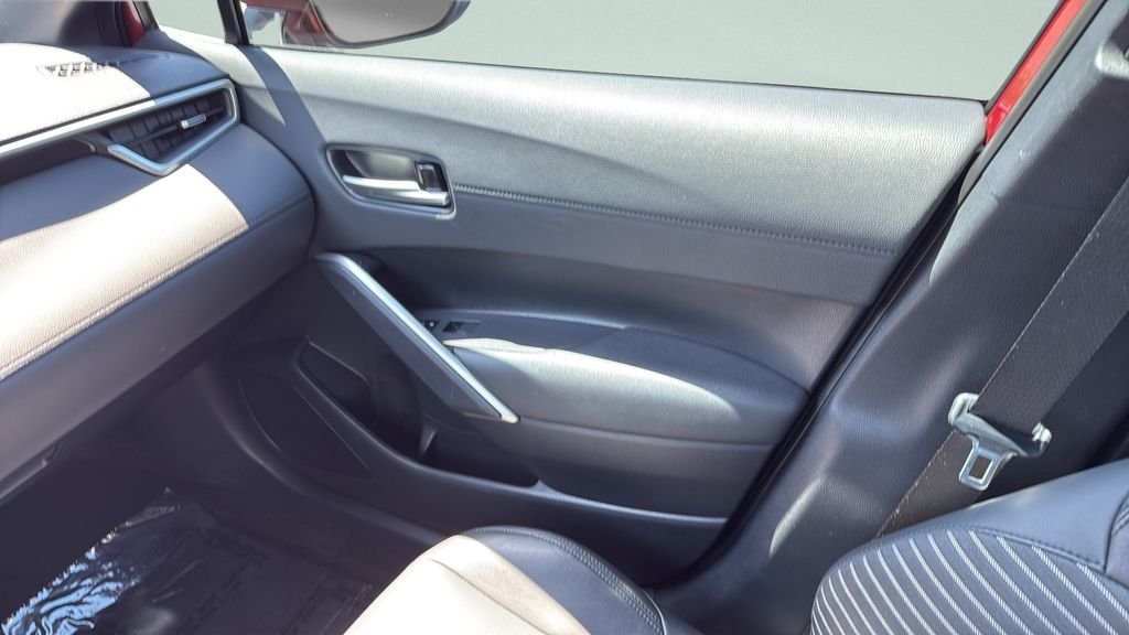 2023 Toyota Corolla Cross XSE - Photo 13