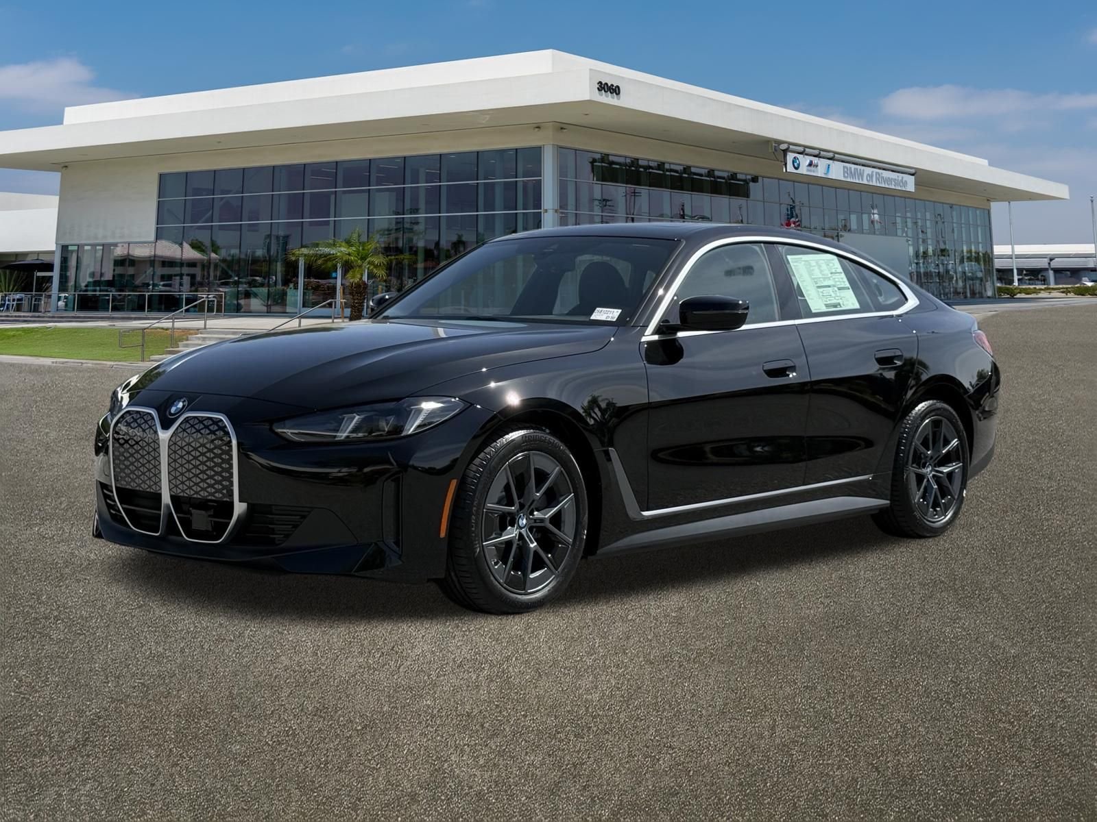 New 2026 Jet Black BMW eDrive40 image 4