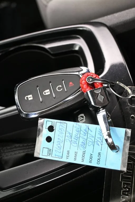 Used 2021 Satin Steel Metallic Chevrolet LT image 27