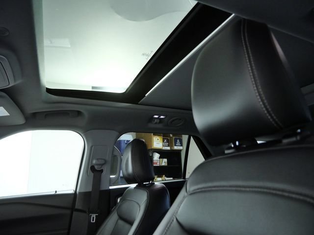 Certified Used 2023 White Ford XLT image 17