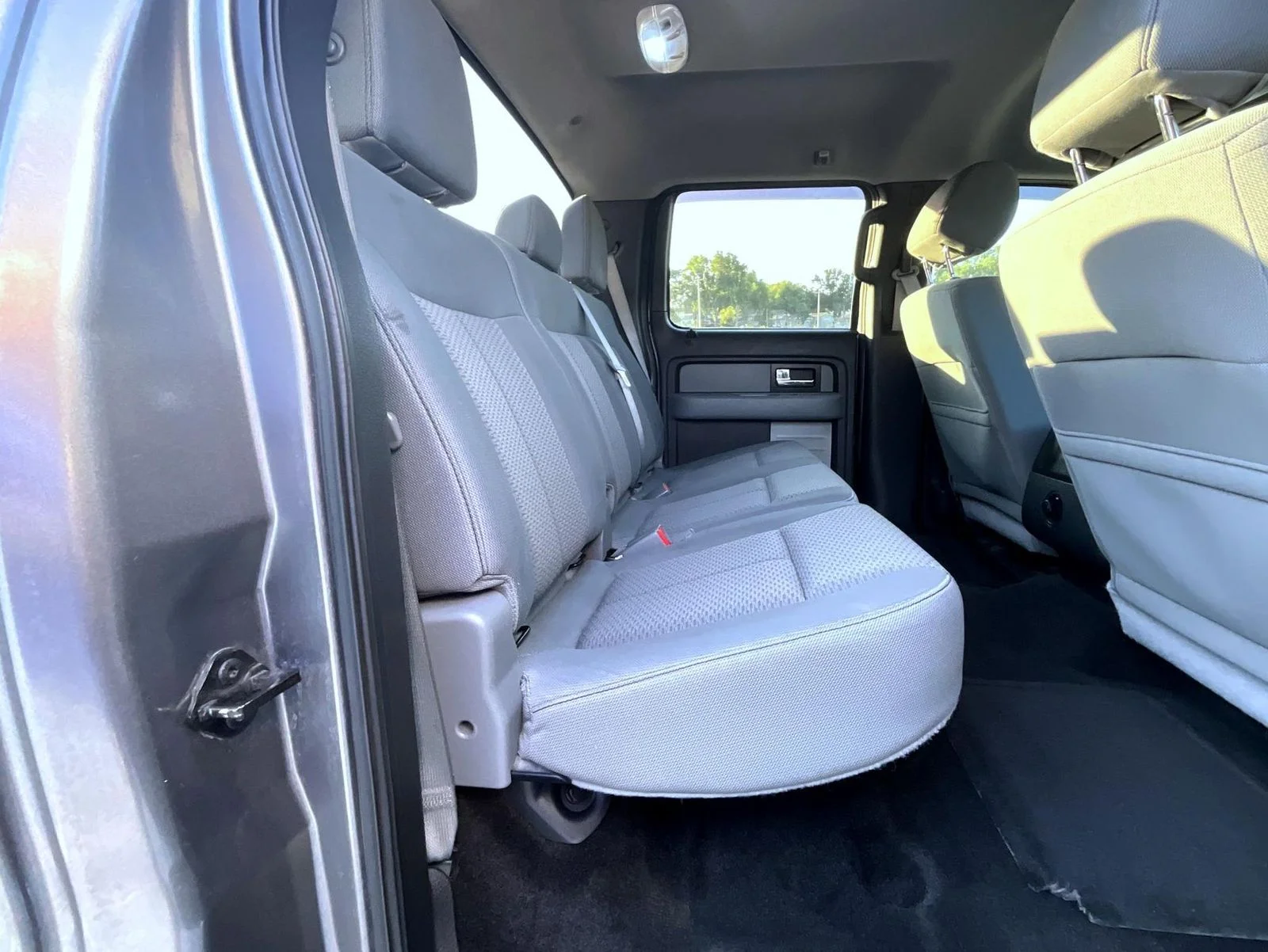 Used 2013 Gray Ford XLT image 20
