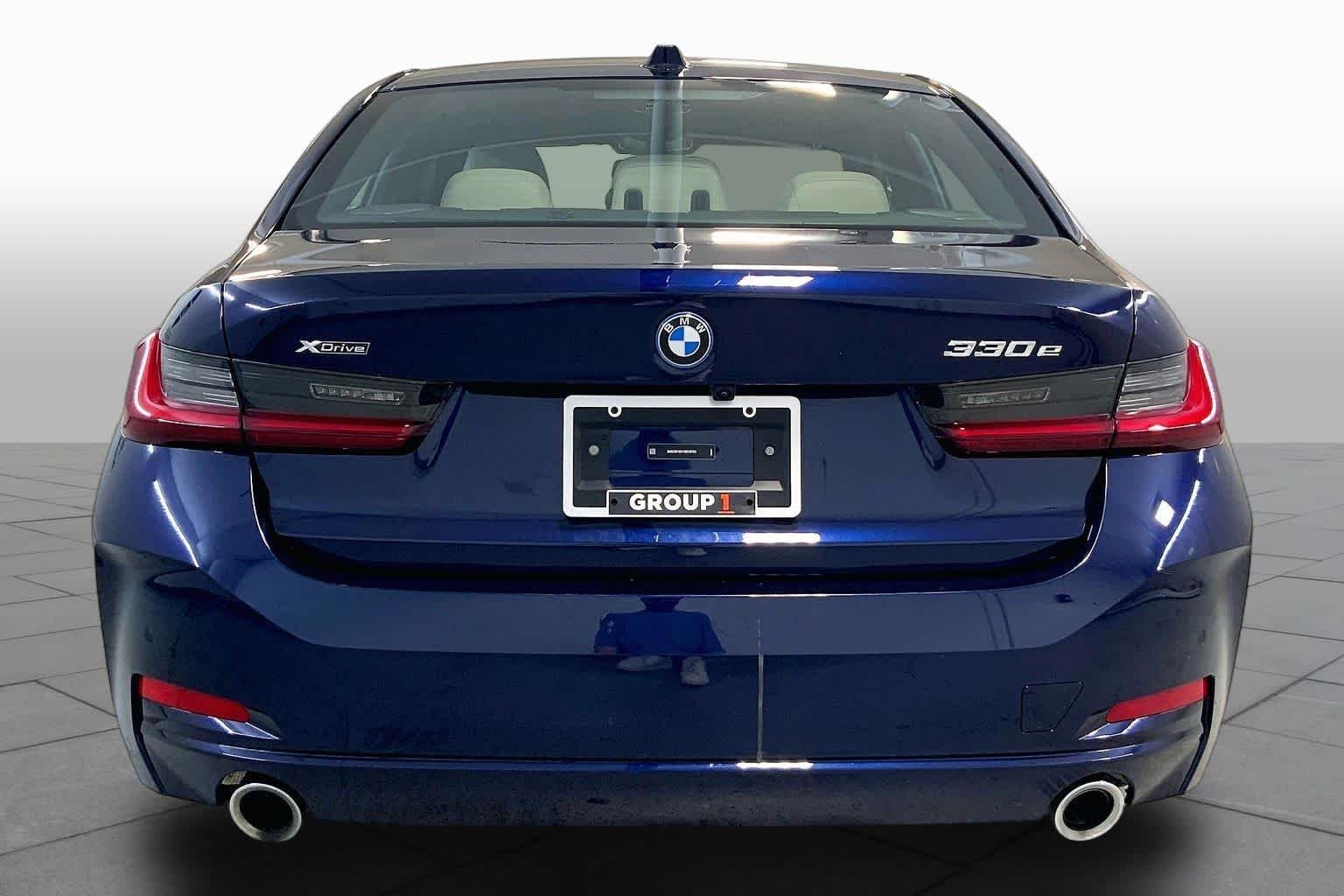 Certified Used 2023 Tanzanite Blue II Metallic BMW 330e xDrive image 4