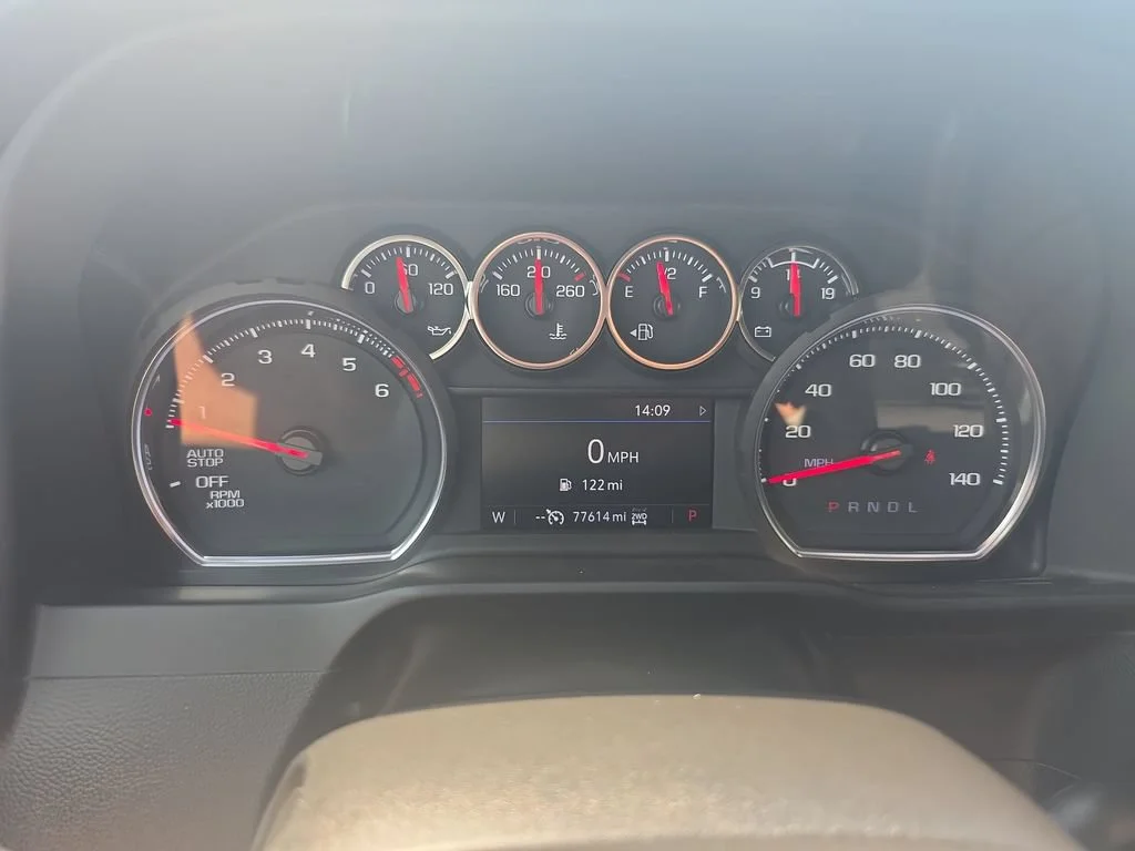 Used 2020 BLACK Chevrolet LT Trail Boss image 16