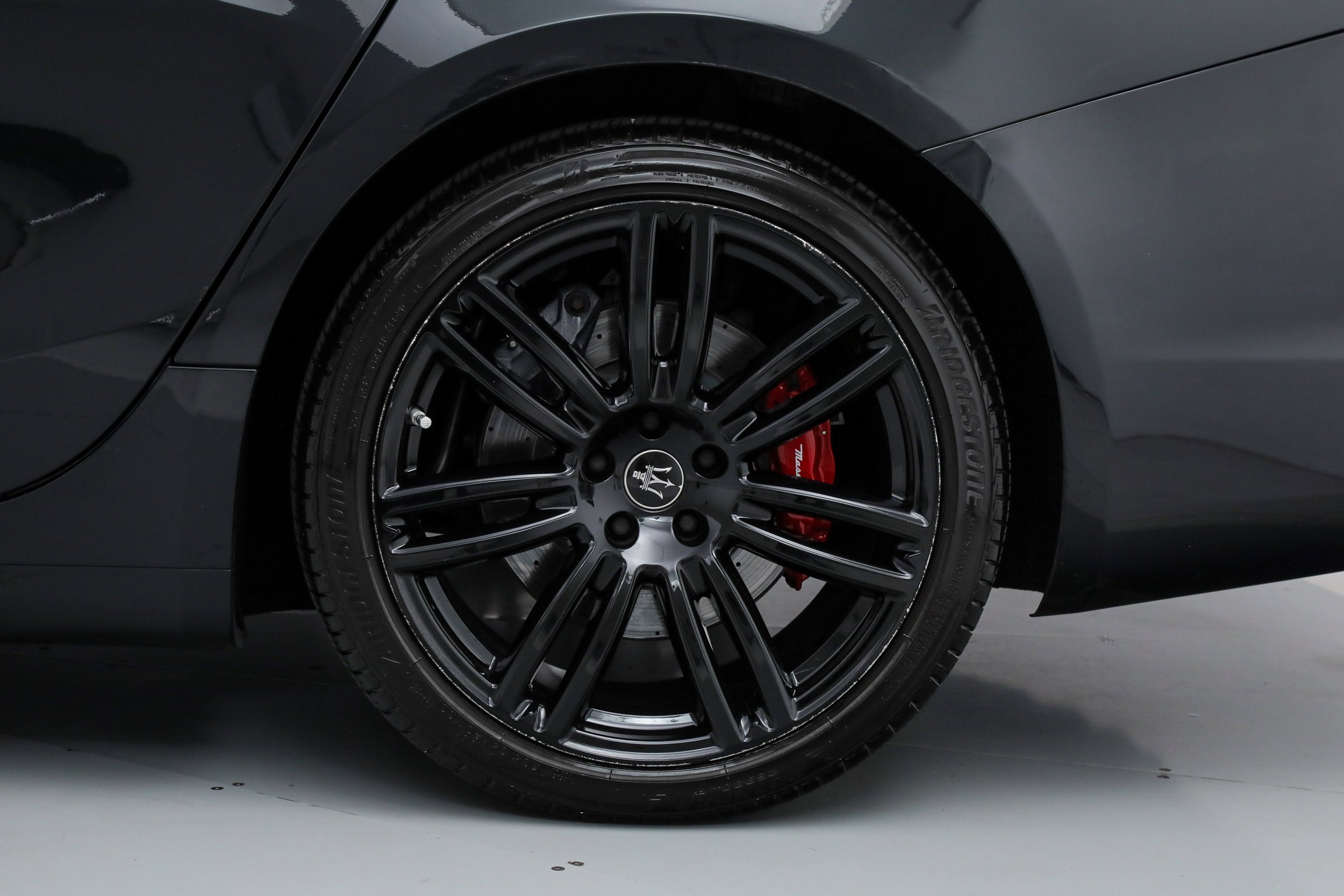 Used 2023 Black Maserati Modena image 19