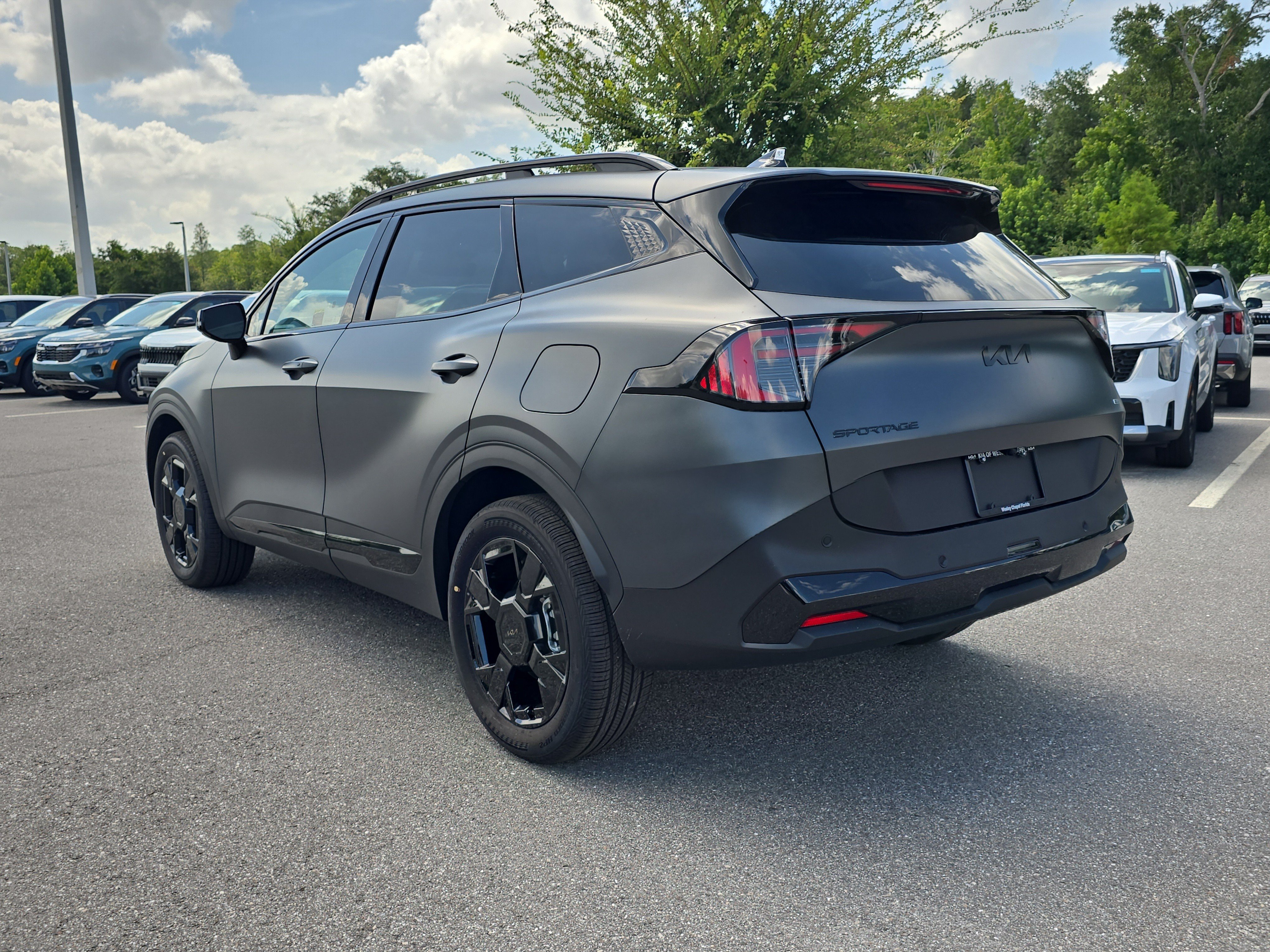 New 2026 Shadow Matte Gray Kia X-Line image 6