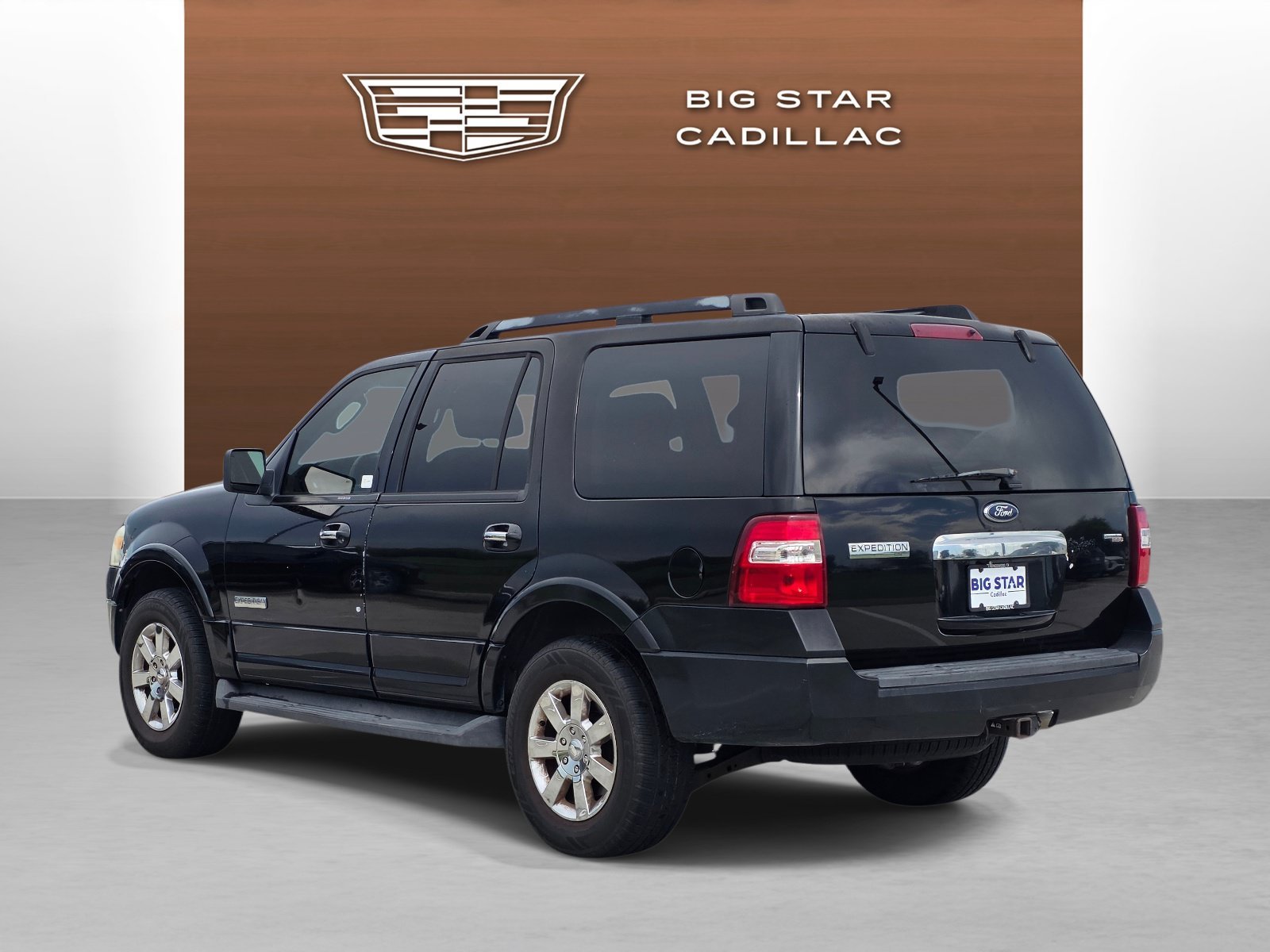 Used 2008 Black Clearcoat Ford SSV image 3