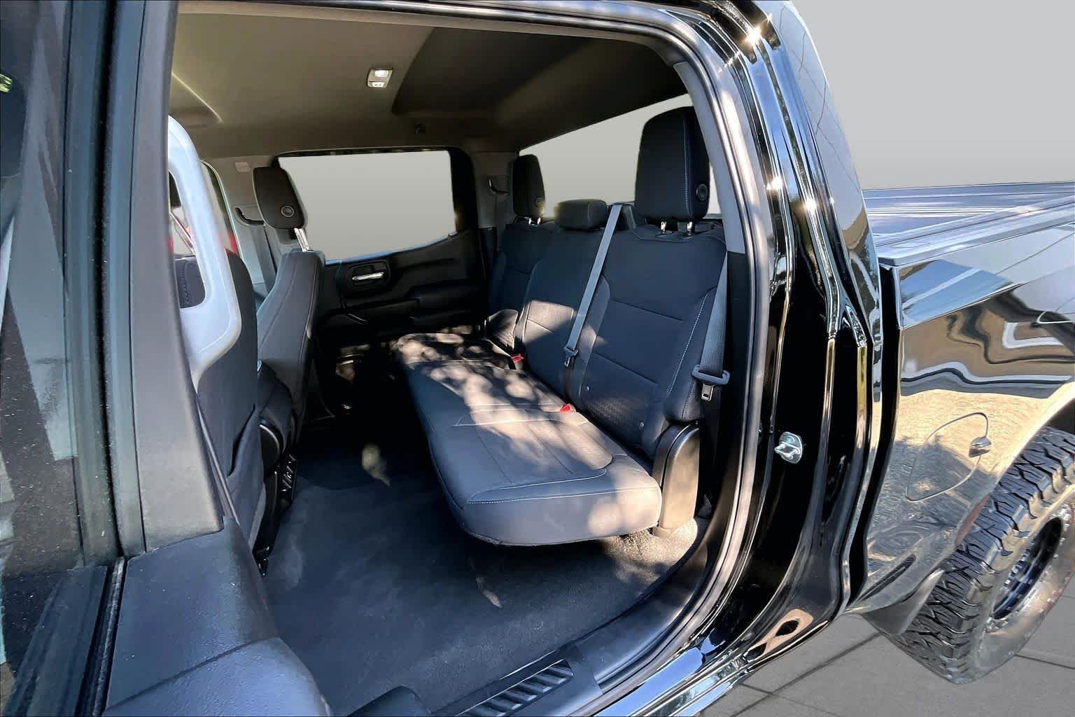 Used 2022 Black Chevrolet LT image 20