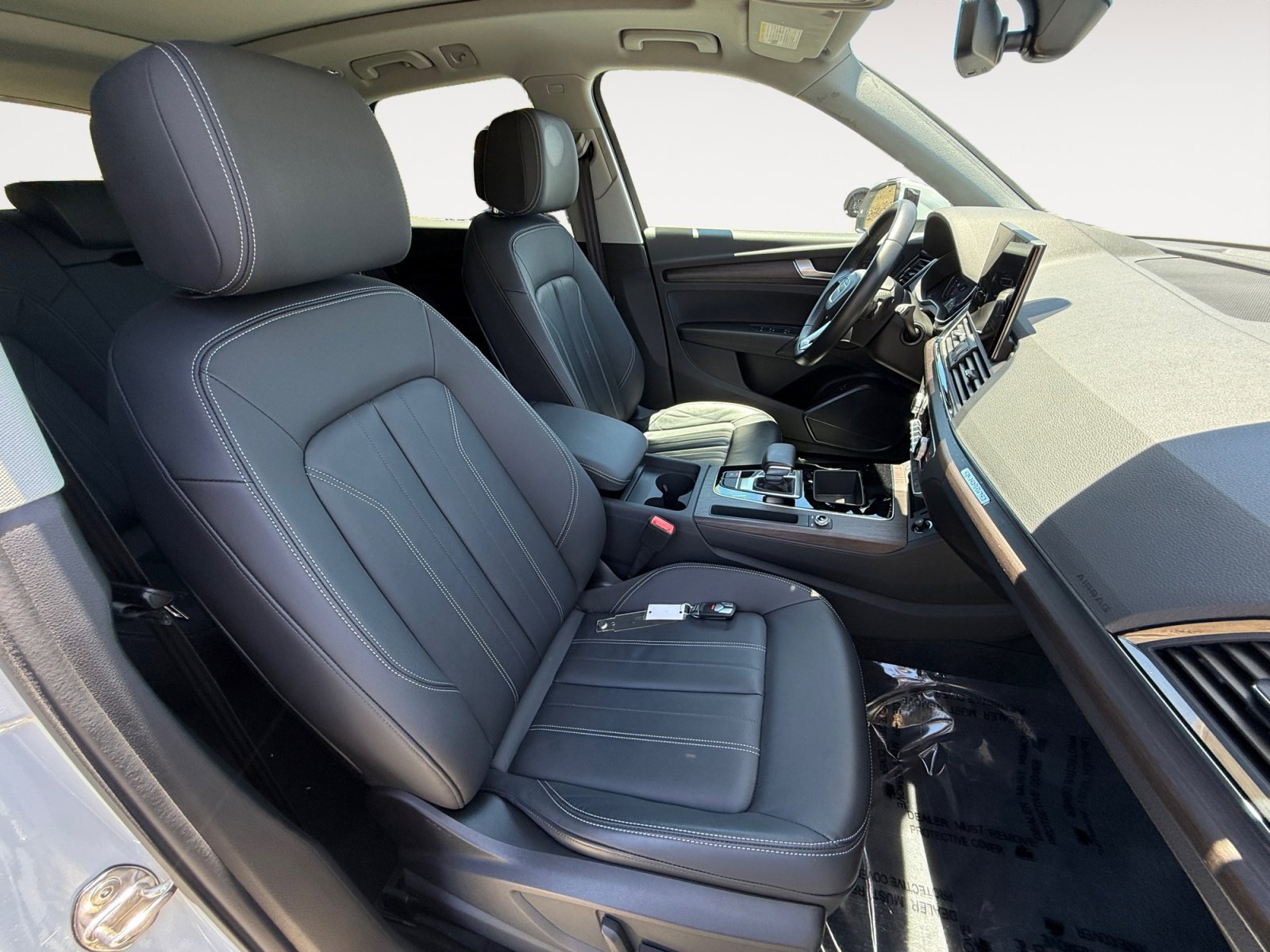 Used 2023 Glacier White Audi 45 S line Premium image 19