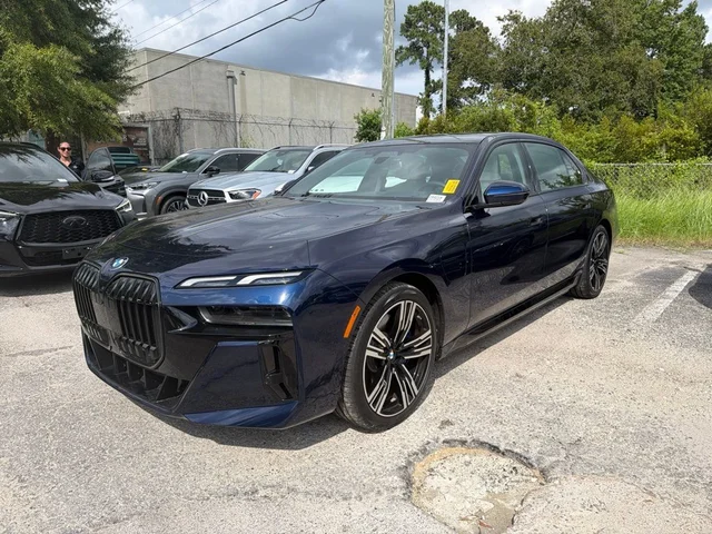 2026 BMW 7 Series 750e xDrive