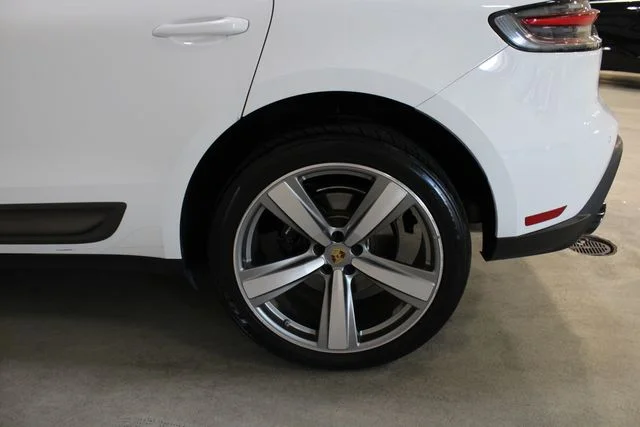 Used 2023 White Porsche T image 26