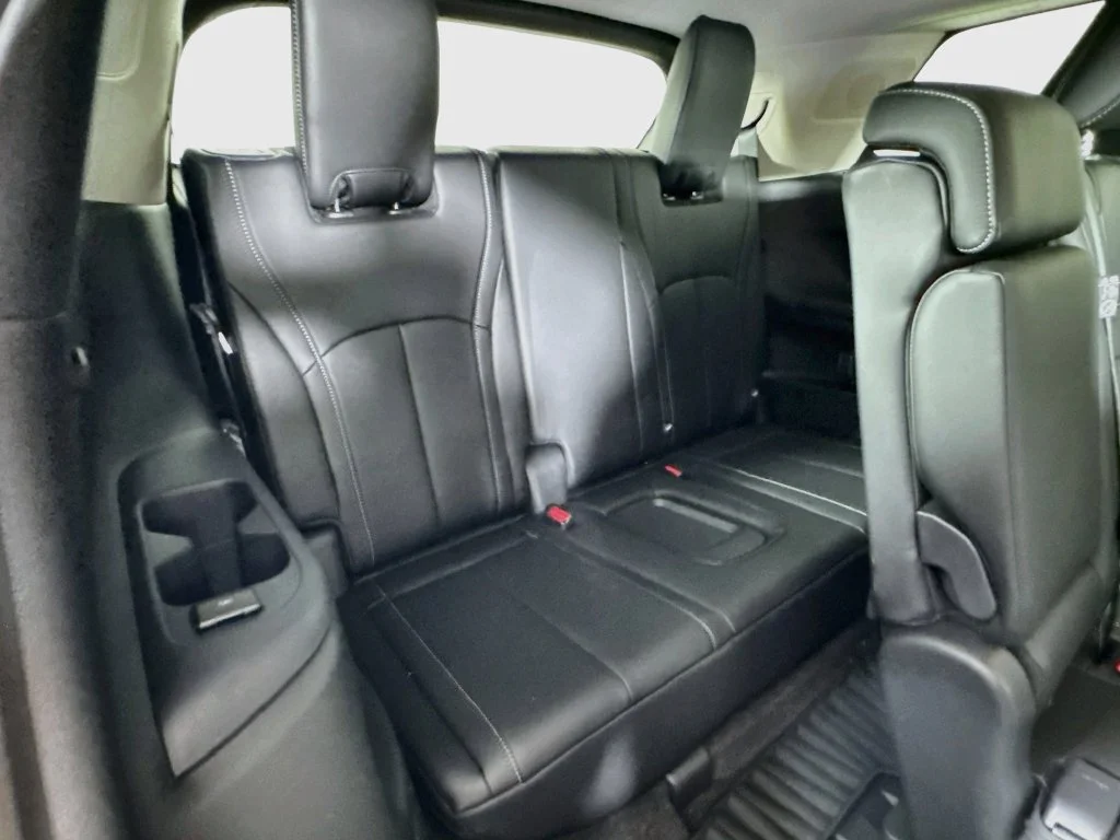 Certified Used 2027 White INFINITI LUXE image 38