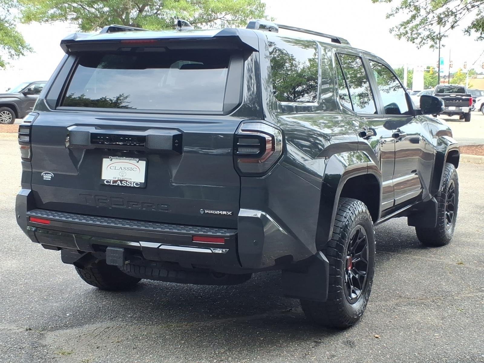 Used 2025 GRAY TOYOTA  image 11