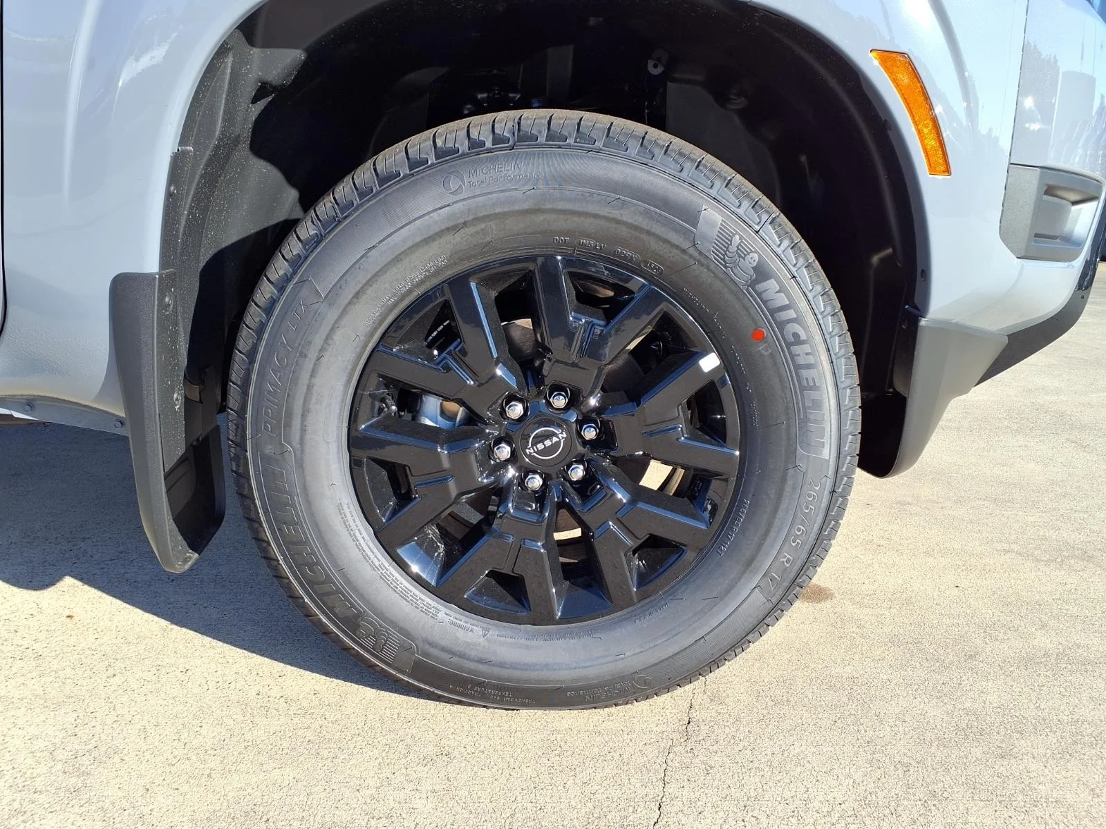 2026 Nissan Frontier Crew Cab SV - 6