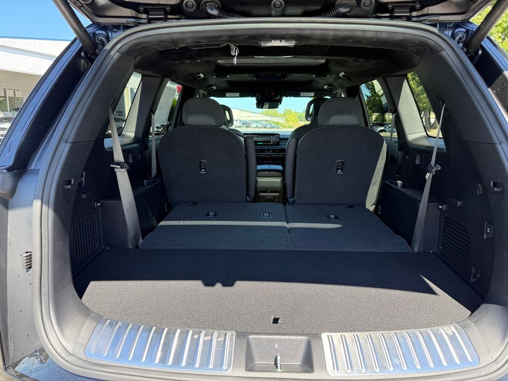 New 2027 Ebony Black Kia X-LINE SX PRESTIGE image 11