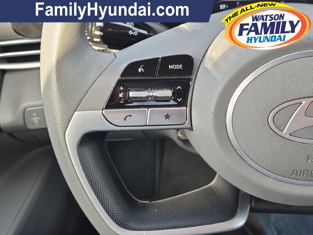 2024 Hyundai Elantra SEL - Photo 15