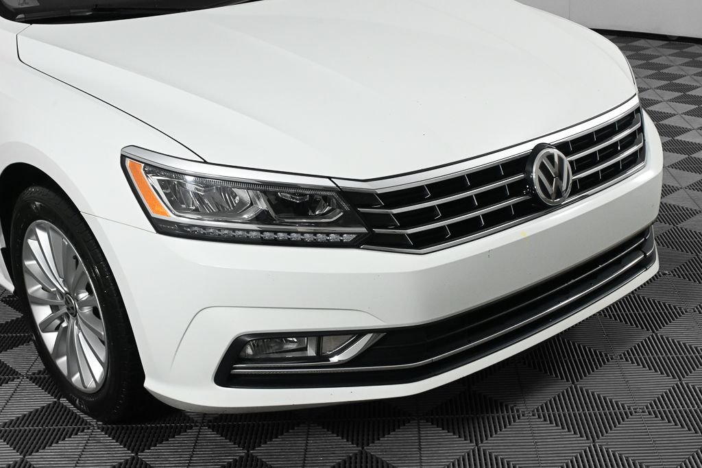 Used 2016 White Volkswagen 1.8T SE image 33
