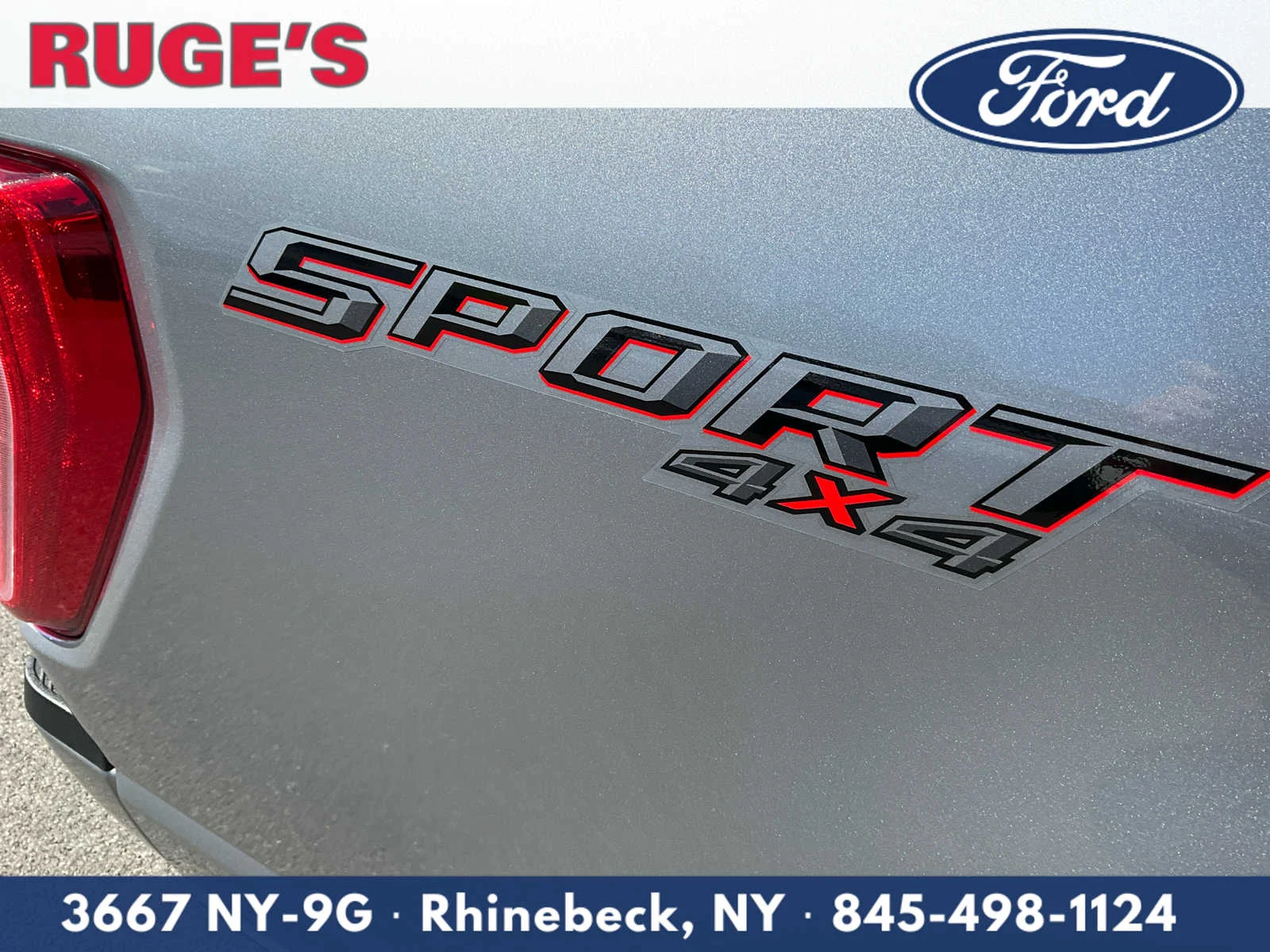 Used 2023 Iconic Silver Ford XLT image 11