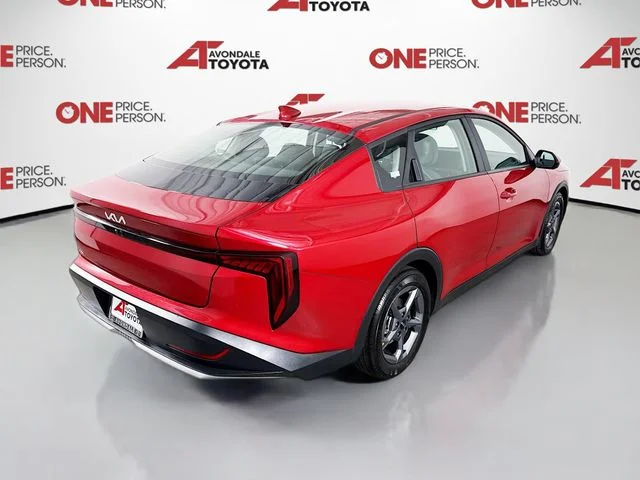 Used 2025 Red Kia LXS image 7