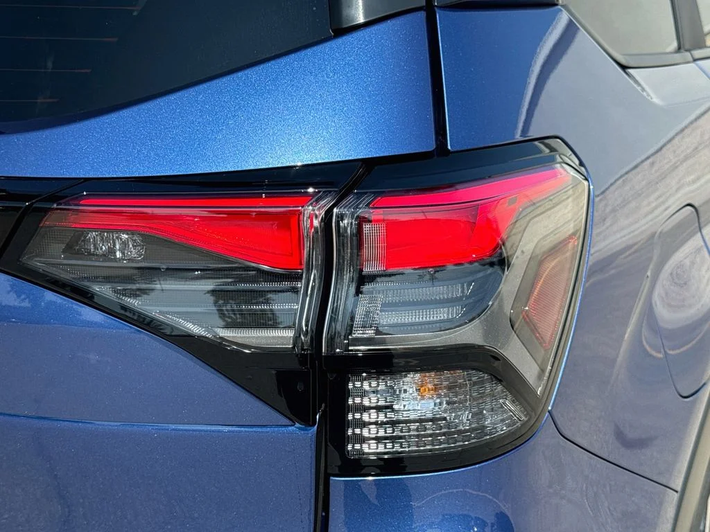 New 2026 Blue Subaru Premium image 33