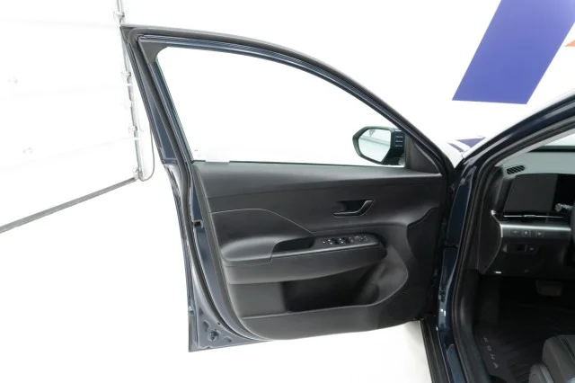Used 2025 Denim Blue Hyundai SEL Convenience image 17