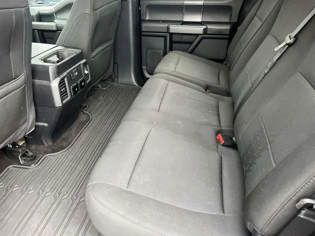 Used 2019 Black Ford XLT image 18