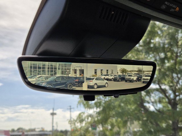 Used 2024 Summit White GMC AT4 image 47