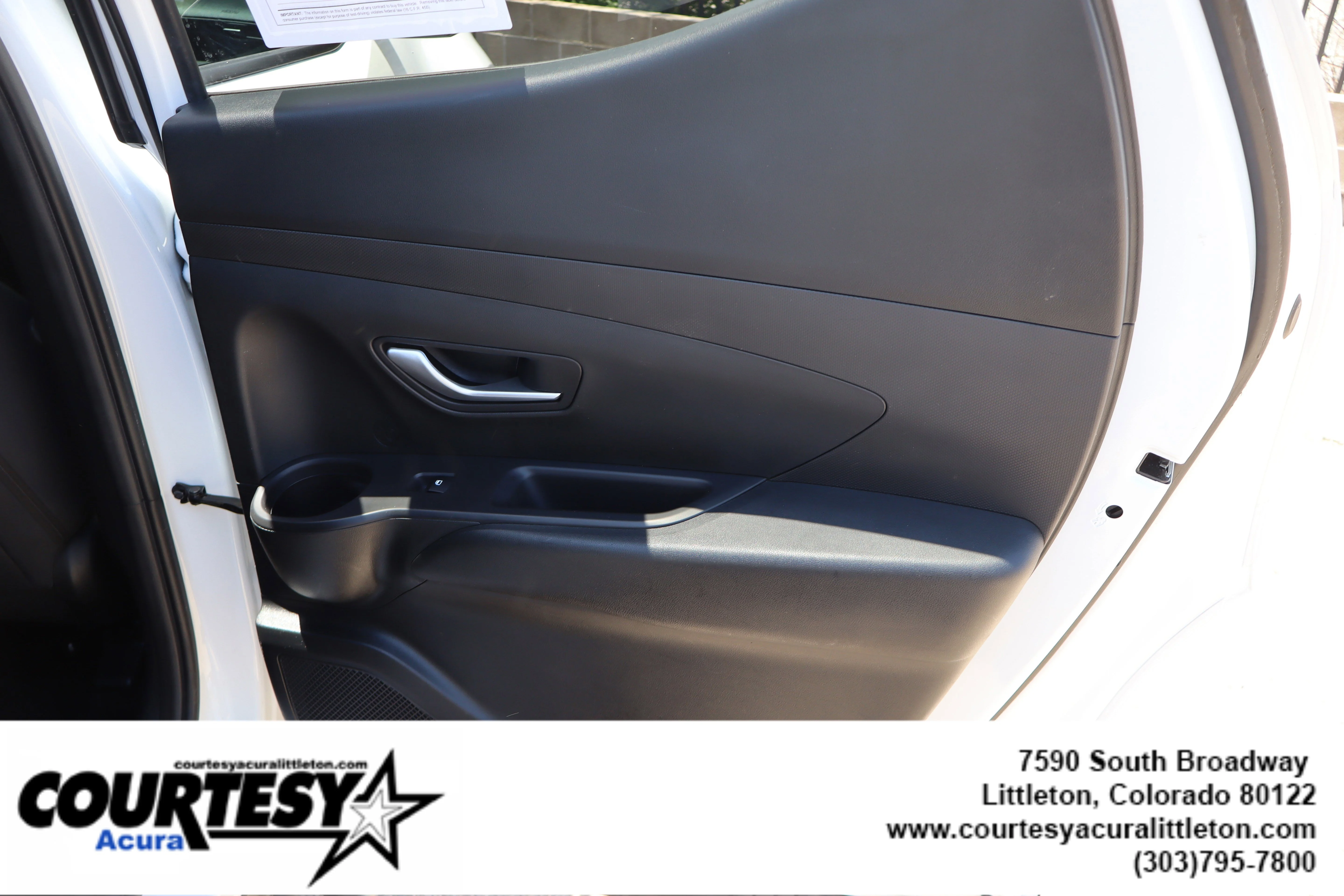 Used 2024 Atlas White Hyundai SEL image 31