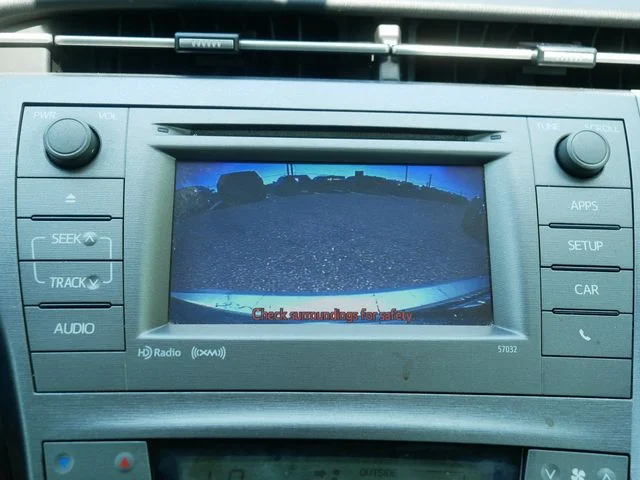 Used 2013 Pearl Toyota Three image 30