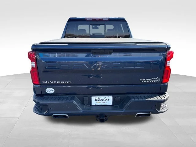 Used 2020 NORTHSKY BLUE METALLIC Chevrolet High Country image 4