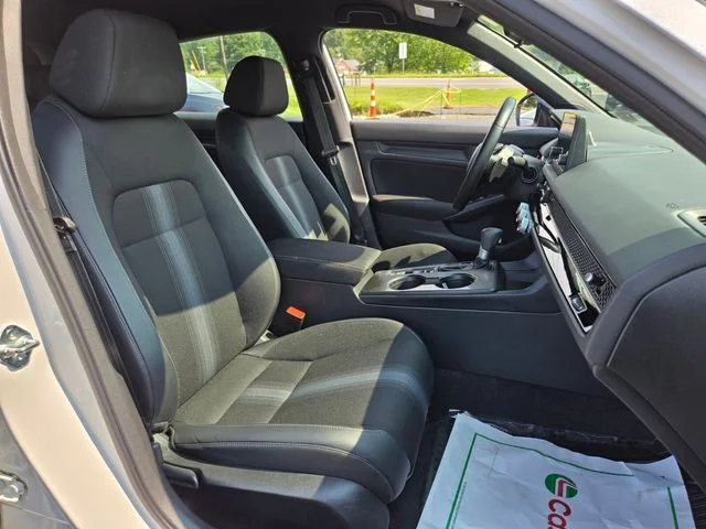 Used 2025 White Honda Sport image 21
