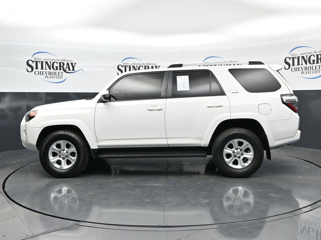Used 2020 White Toyota SR5 image 4