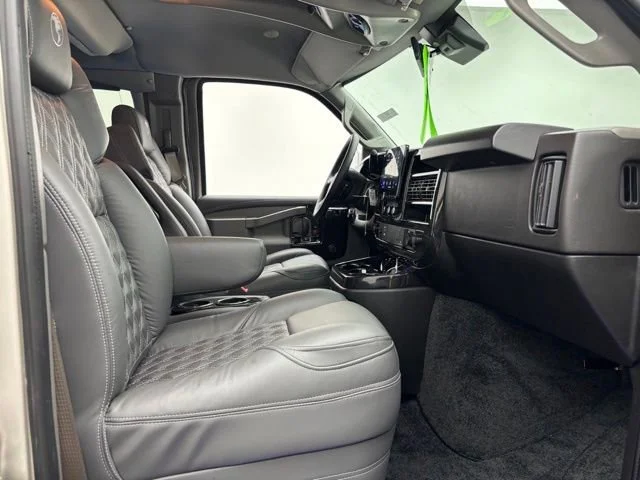 2026 GMC Savana Cargo Work Van - Photo 23