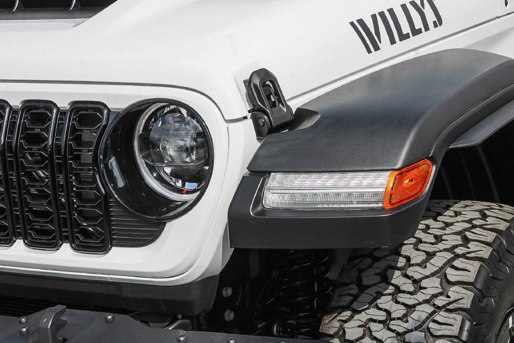 New 2026 Bright White Clearcoat Jeep Willys 392 image 5