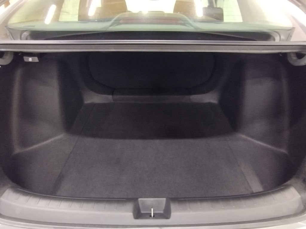 Used 2024 Silver Honda LX image 16