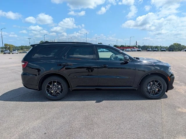 New 2027 Pitch-Black Exterior Paint Dodge GT image 6