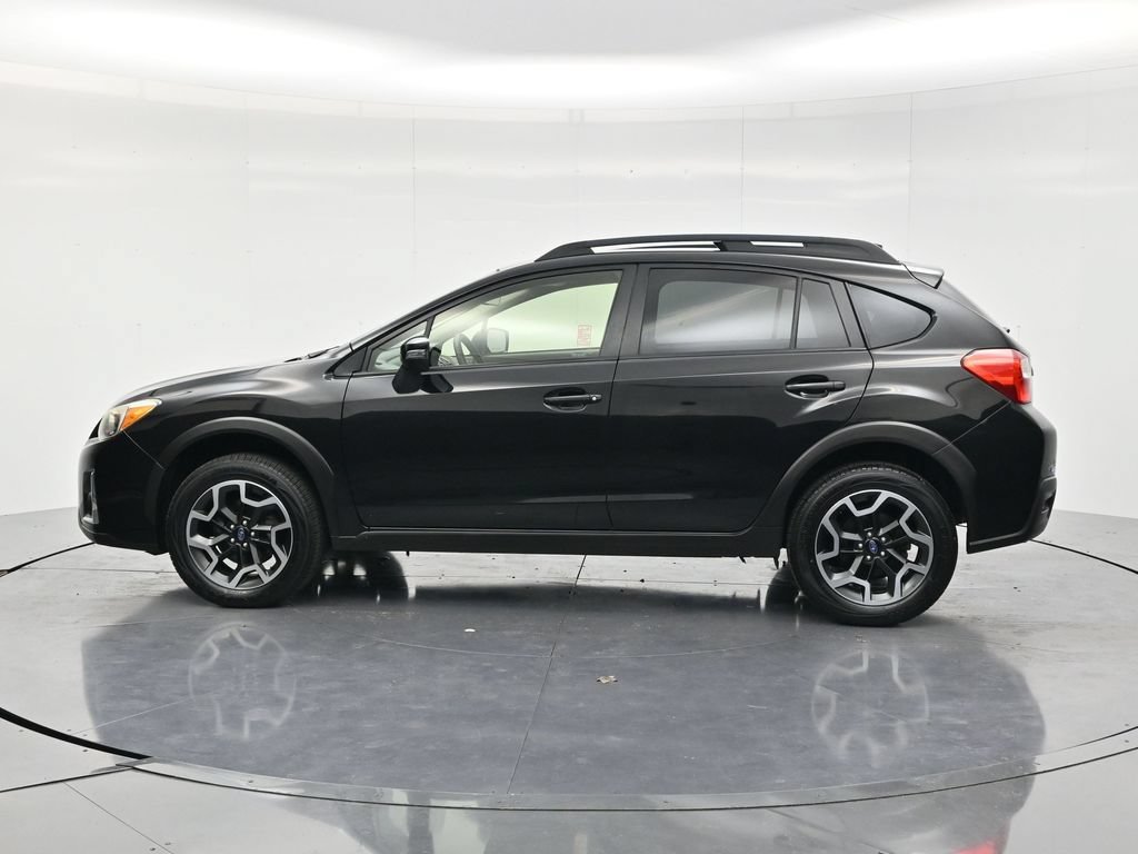 Used 2017 Crystal Black Silica Subaru 2.0i Limited image 8