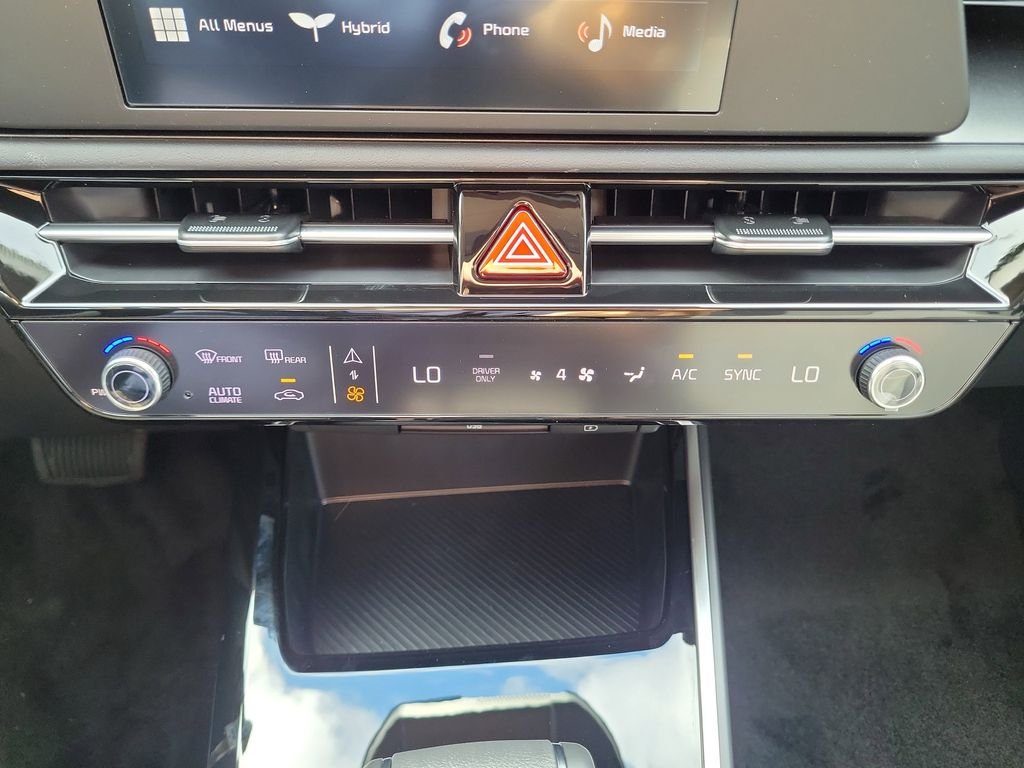 New 2026 Gray Kia LX image 32