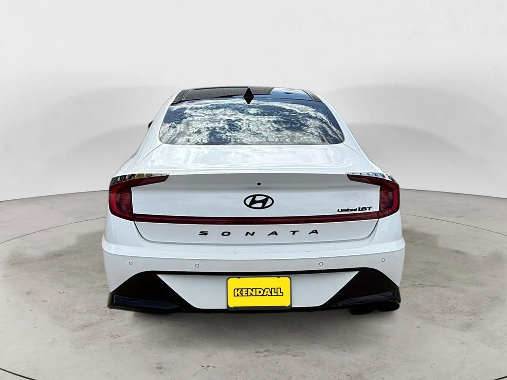 Used 2021 Gray Hyundai Limited image 4