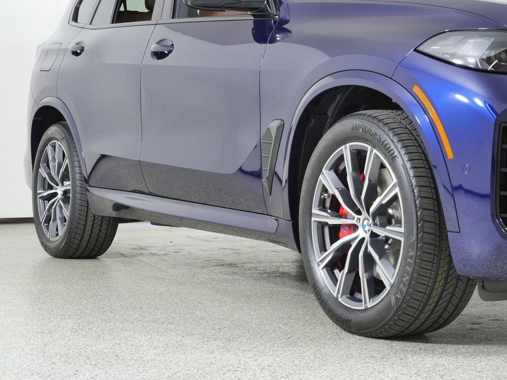 New 2026 Tanzanite Blue II Metallic BMW xDrive40i image 6