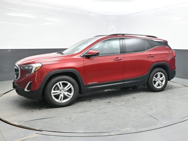 Used 2020 Red GMC SLE image 3