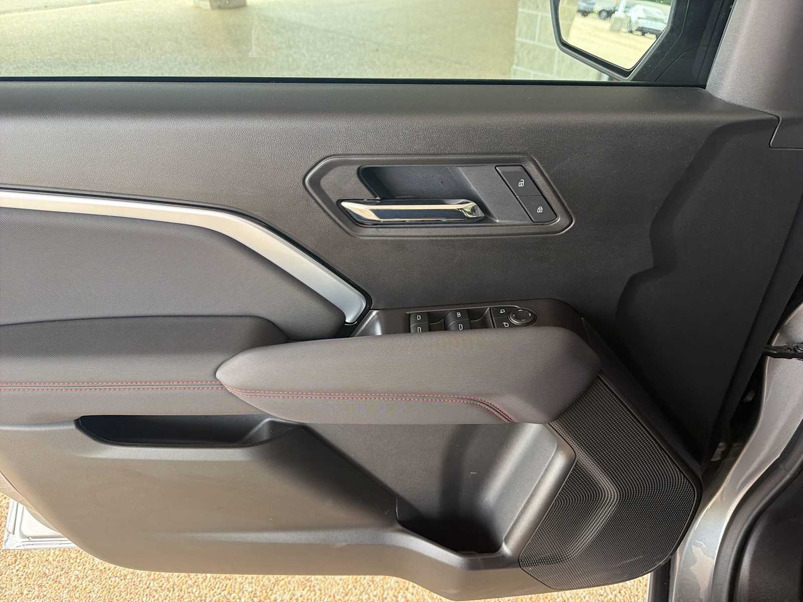 Used 2026 Sterling Gray Metallic Chevrolet Z71 image 22