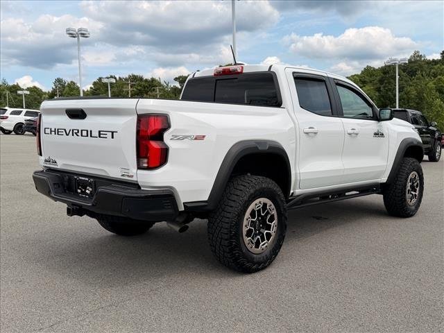 Used 2024 Summit White Chevrolet 4WD ZR2 image 5