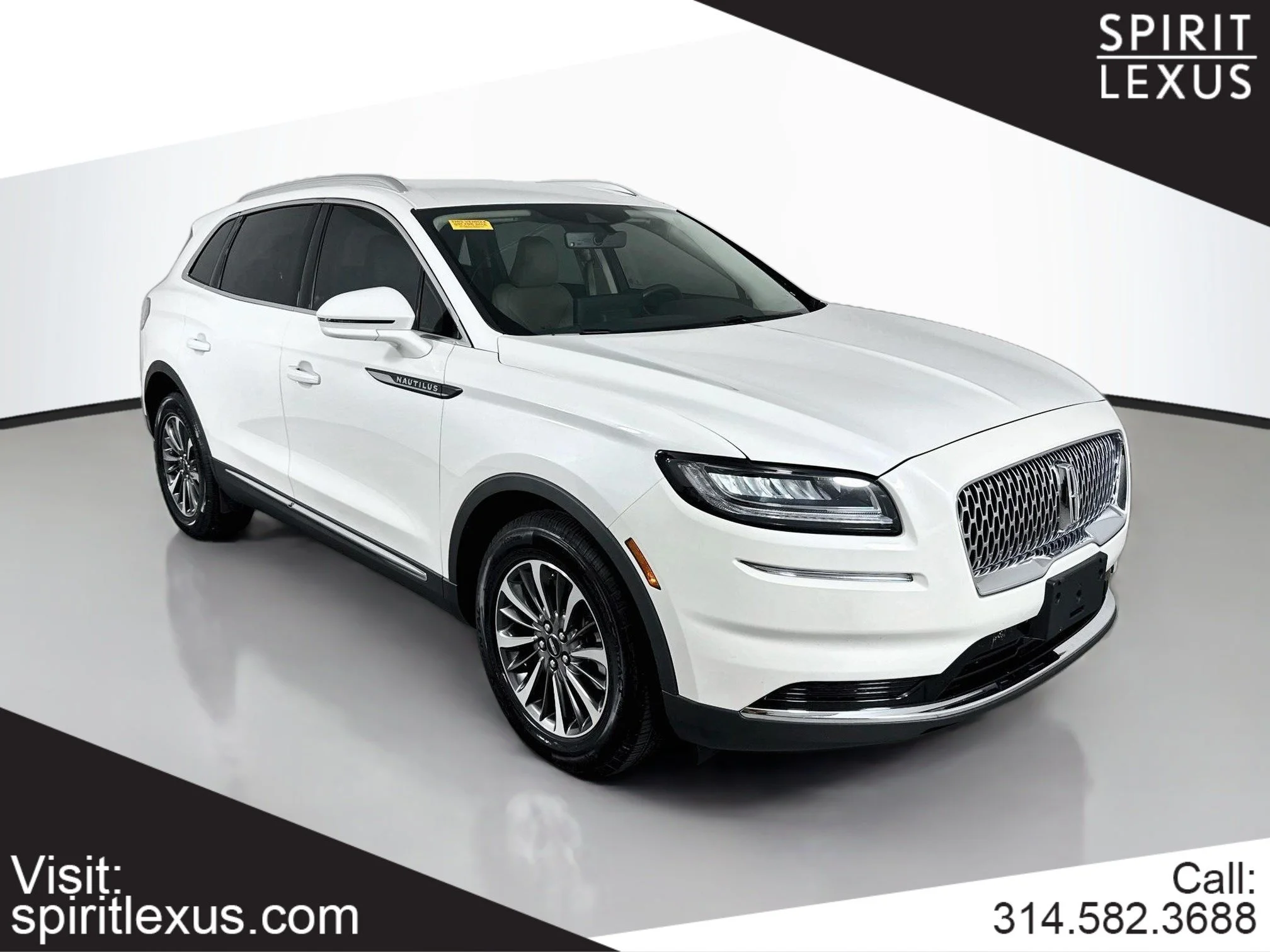2022 Lincoln Nautilus Standard FWD photo