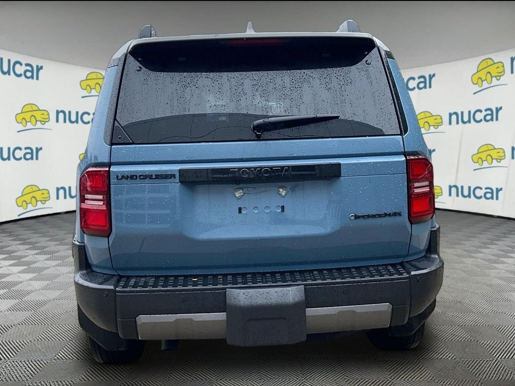 Used 2026 Blue Toyota Base image 3